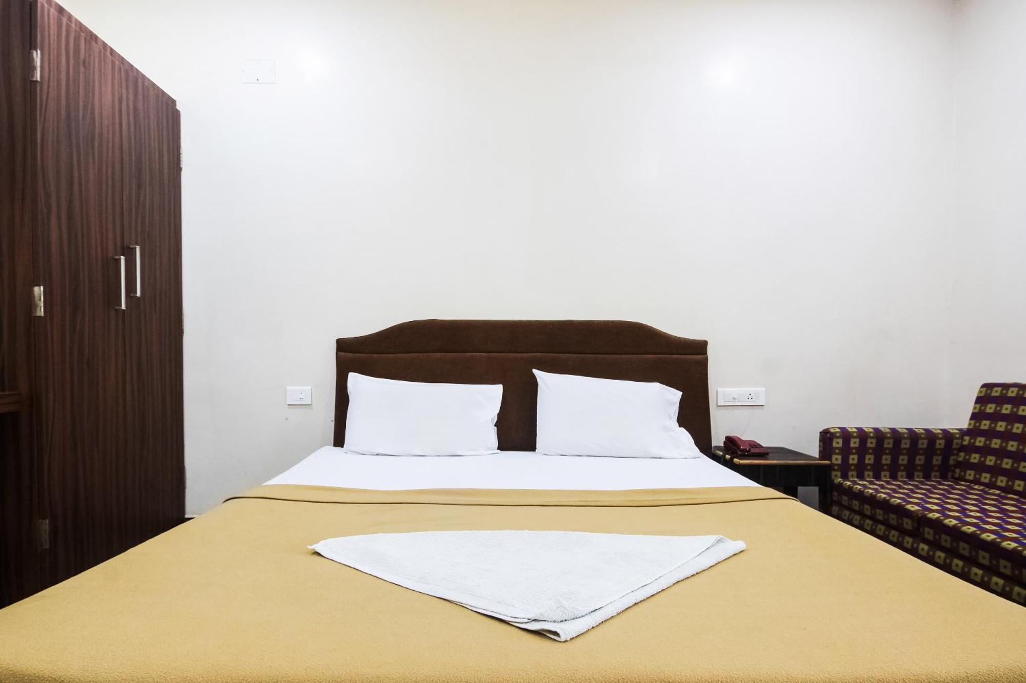 Hotel O Lk Residency Tindivanam 外观 照片