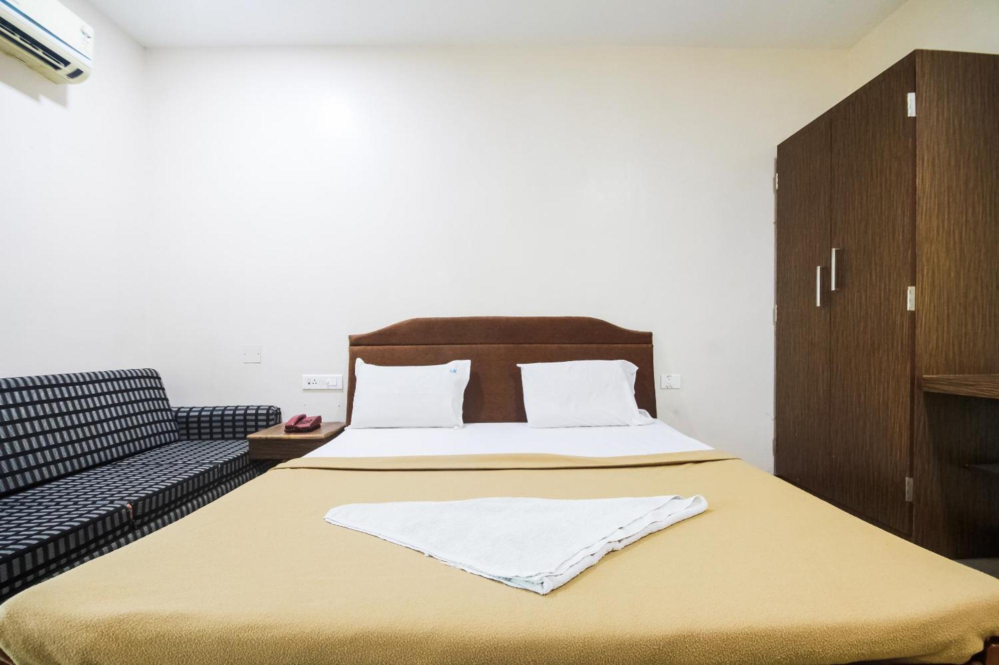 Hotel O Lk Residency Tindivanam 外观 照片